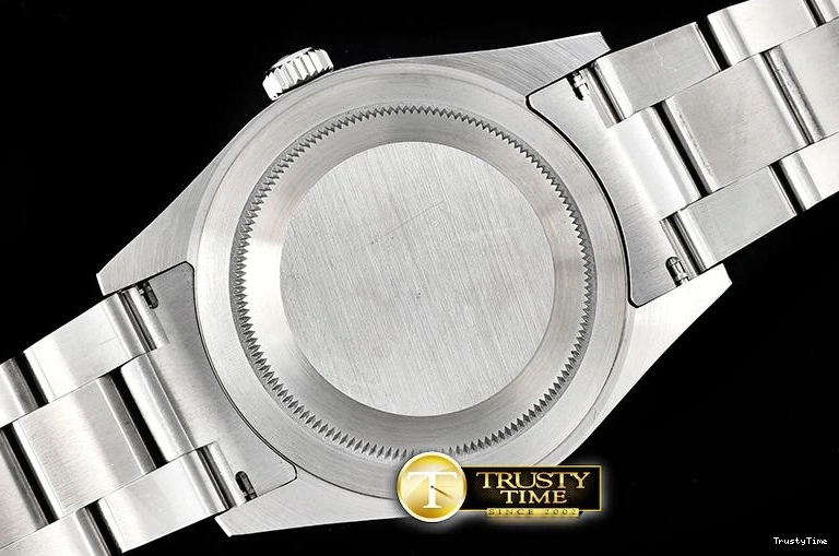 0425 ROLEXP1020 – Explorer TechFriendly 964